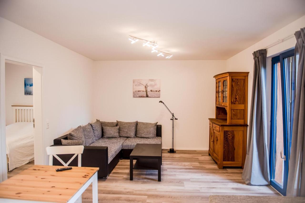 Ferienwohnung Бад Вилбел Екстериор снимка